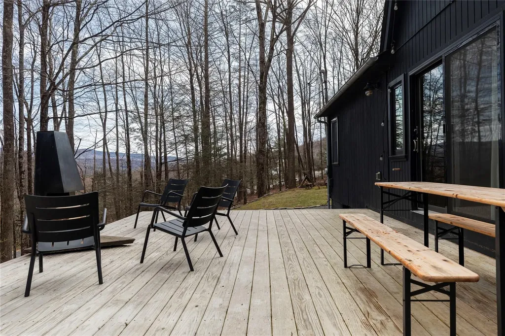 44 Smith Lane Grahamsville NY 12740