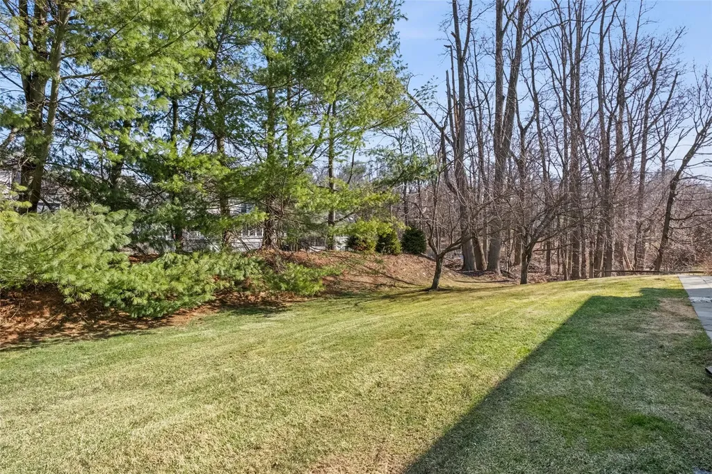 20 Roma Orchard Road Peekskill NY 10566