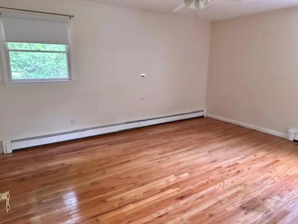 61 View Acre Drive Huntington NY 11743