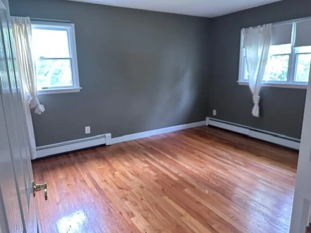 61 View Acre Drive Huntington NY 11743