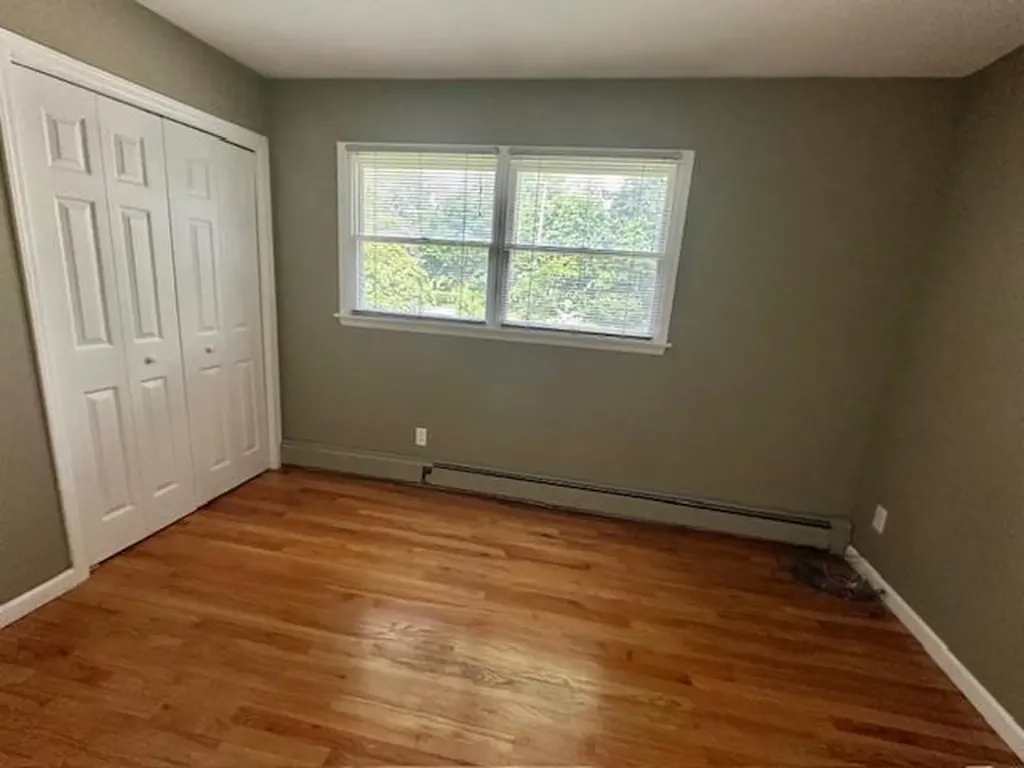 61 View Acre Drive Huntington NY 11743