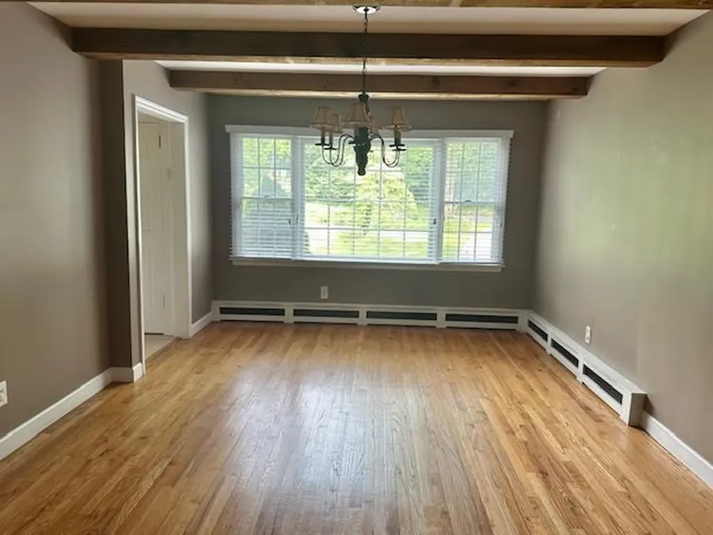 61 View Acre Drive Huntington NY 11743