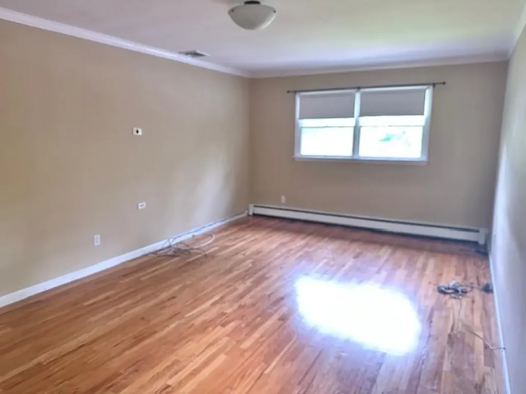 61 View Acre Drive Huntington NY 11743