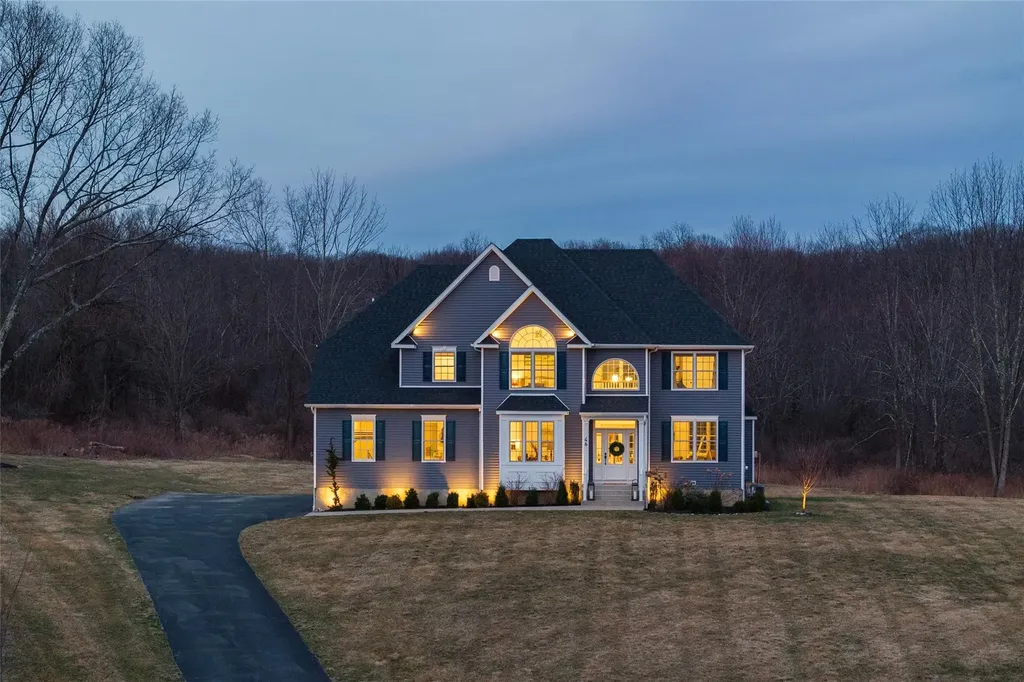 46 Delfina Drive Lagrangeville NY 12540