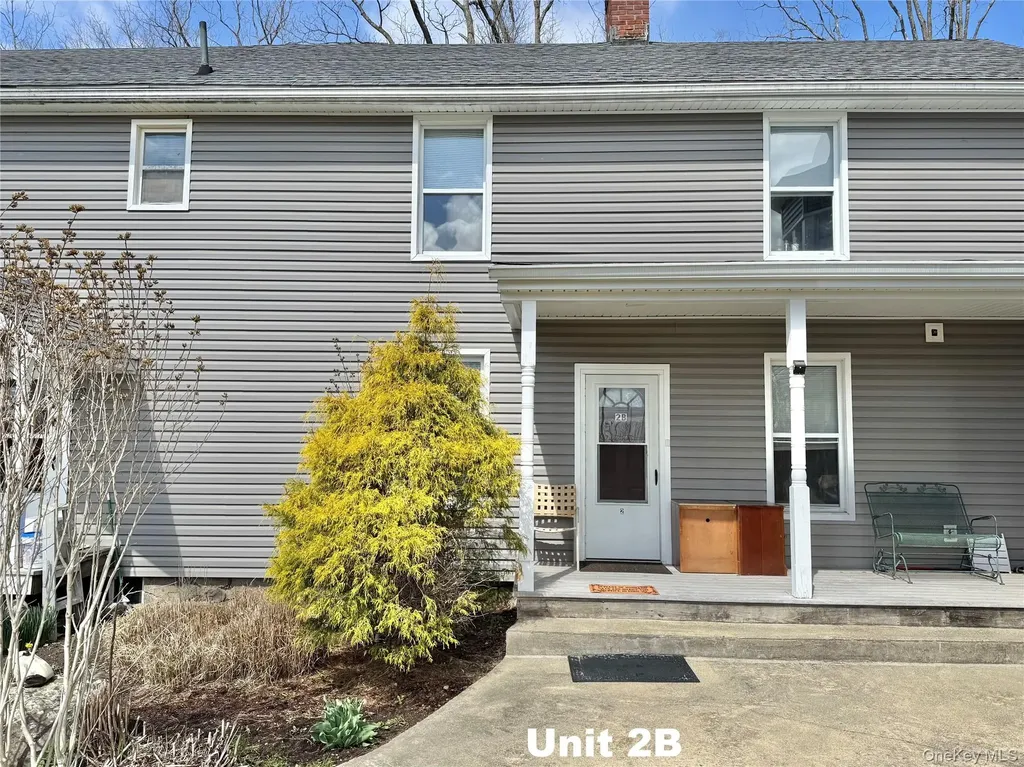 97 Deblock Road New Hampton NY 10958