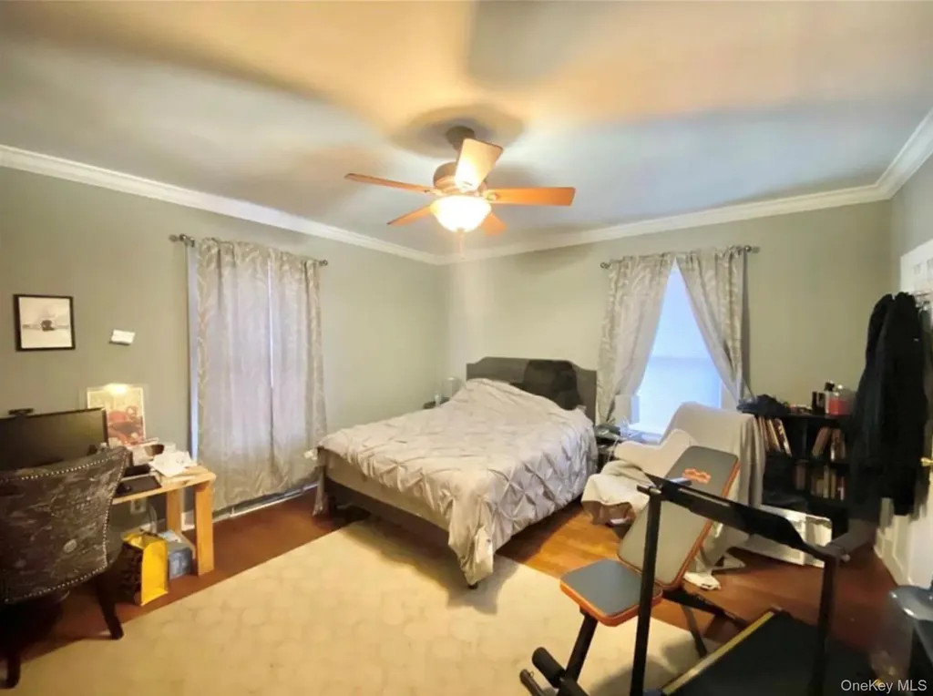 97 Deblock Road New Hampton NY 10958