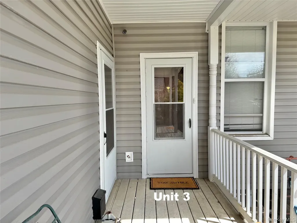 97 Deblock Road New Hampton NY 10958