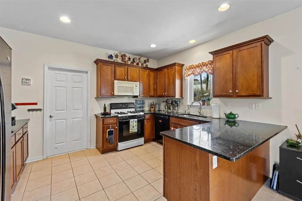 19 Arcadian Place Fishkill NY 12524