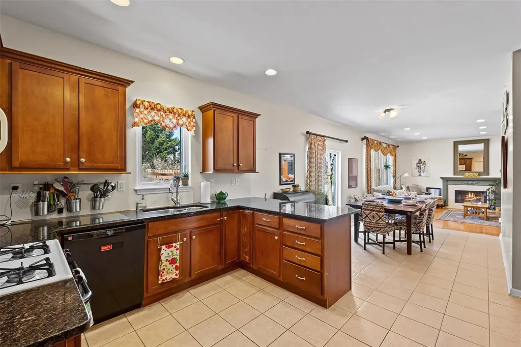 19 Arcadian Place Fishkill NY 12524