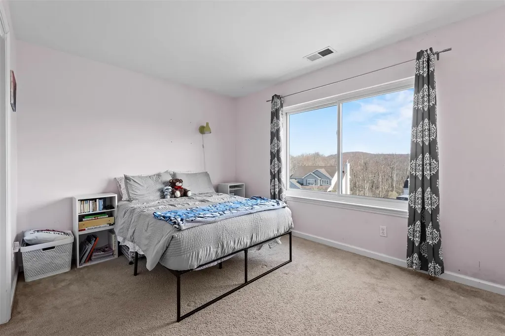 19 Arcadian Place Fishkill NY 12524