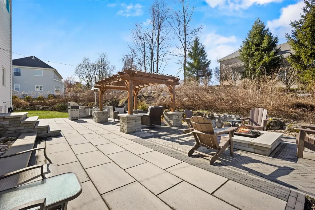 19 Arcadian Place Fishkill NY 12524