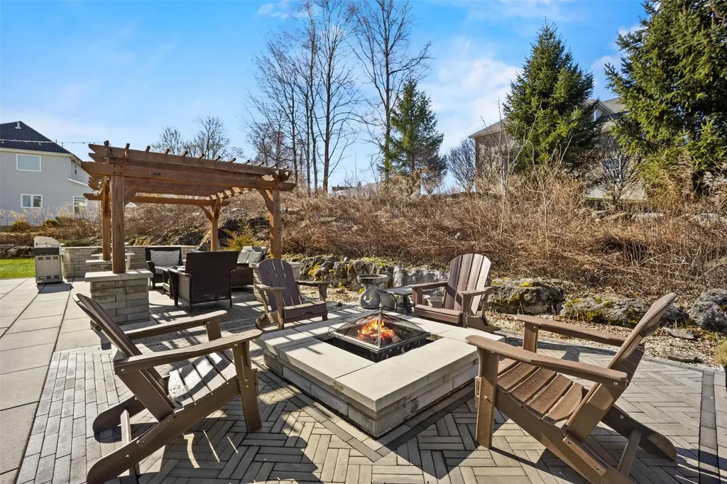 19 Arcadian Place Fishkill NY 12524