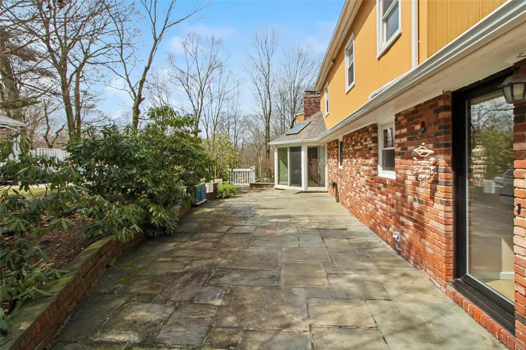 107 Park Lane West Harrison NY 10604