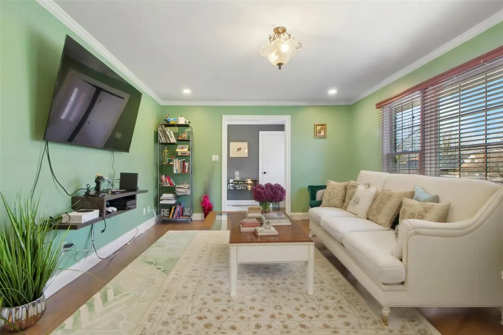 107 Park Lane West Harrison NY 10604