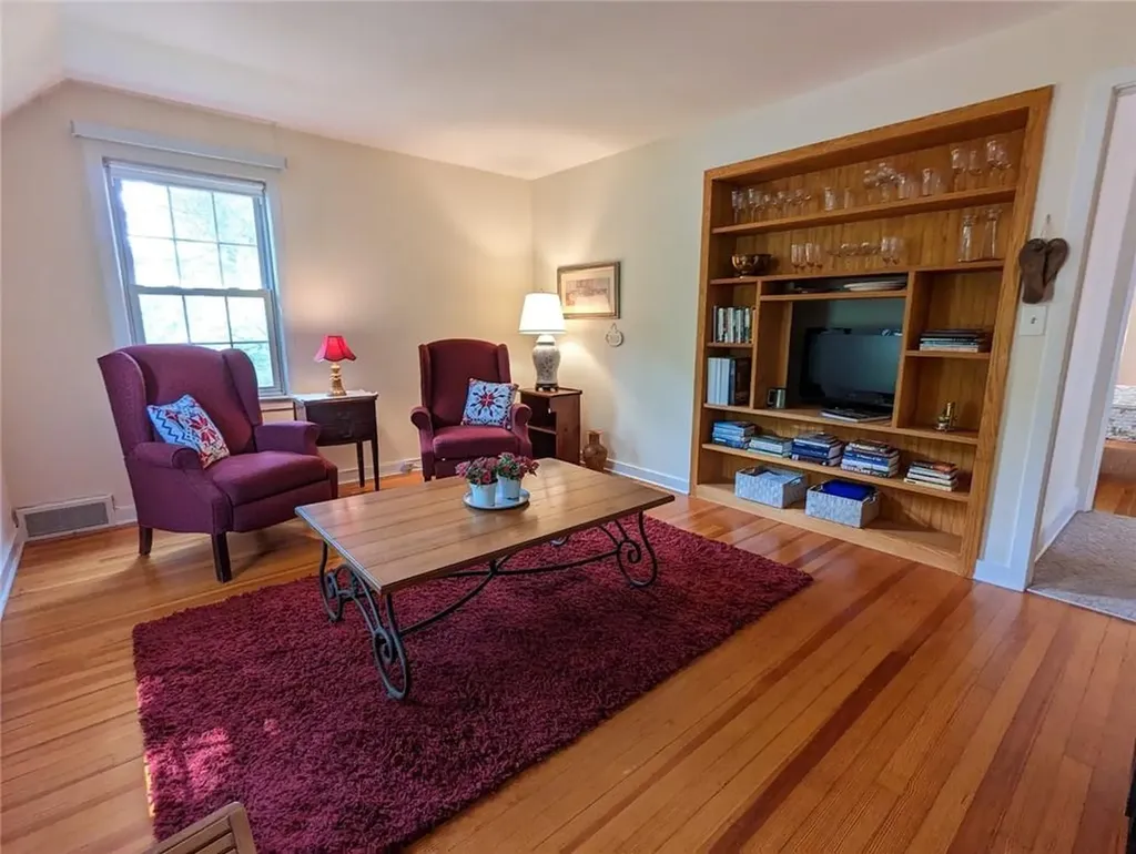 331 327 Route 100 Somers NY 10589