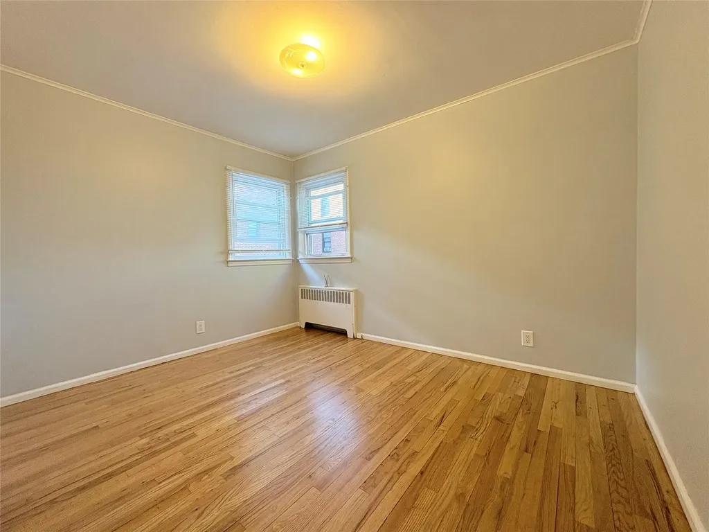 49 E Hawthorne Avenue Valley Stream NY 11580