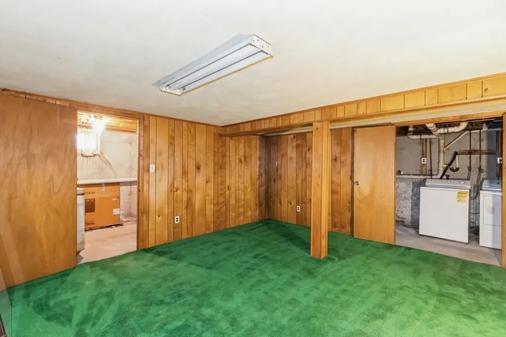 10 Anne Drive Selden NY 11784