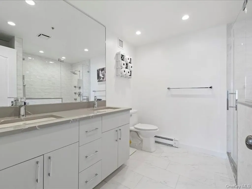 26 W Broadway Long Beach NY 11561
