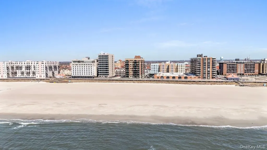 26 W Broadway Long Beach NY 11561