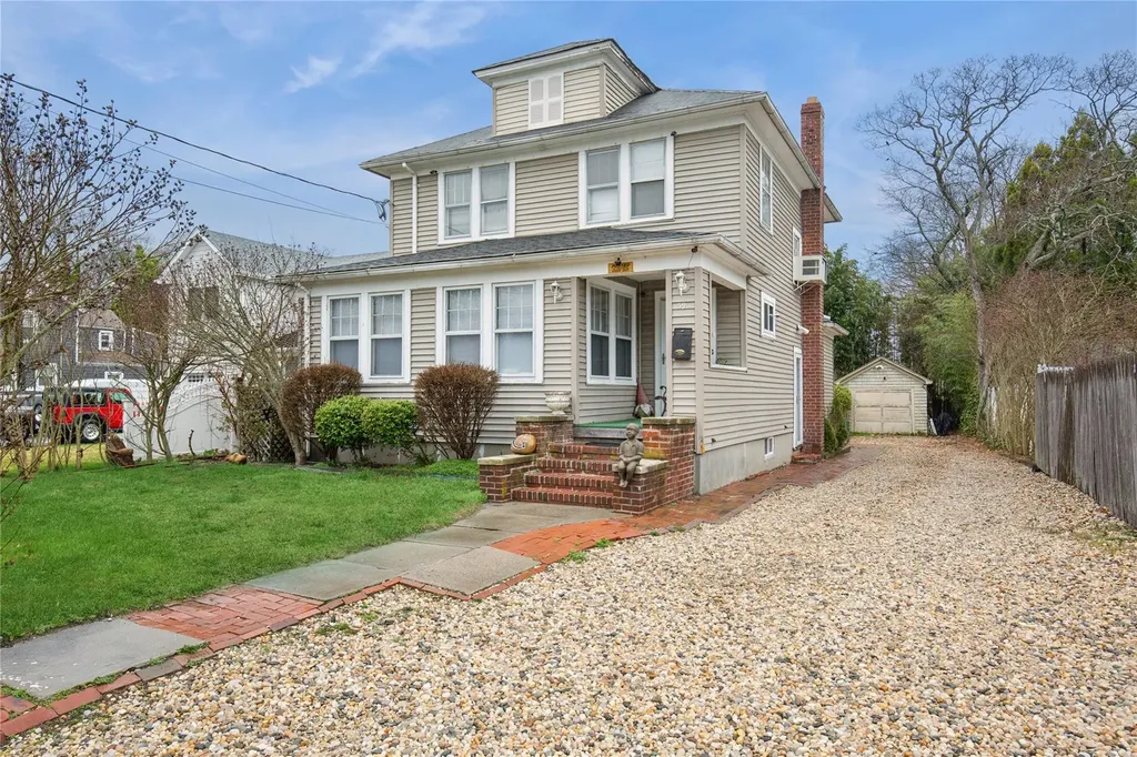 59 Carman Street Patchogue NY 11772