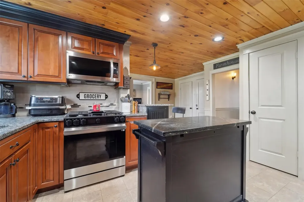 160 Mill Street Wallkill NY 12589