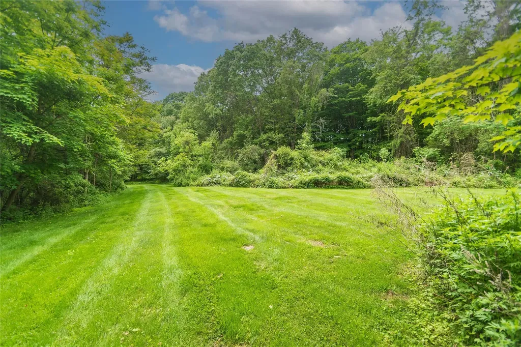 160 Mill Street Wallkill NY 12589