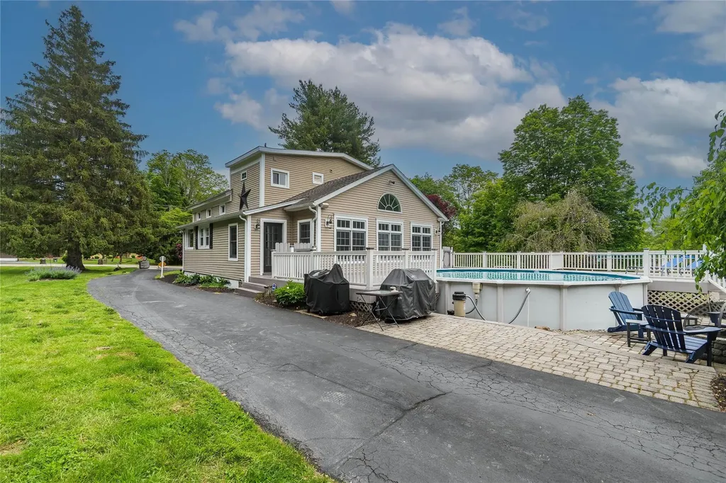 160 Mill Street Wallkill NY 12589