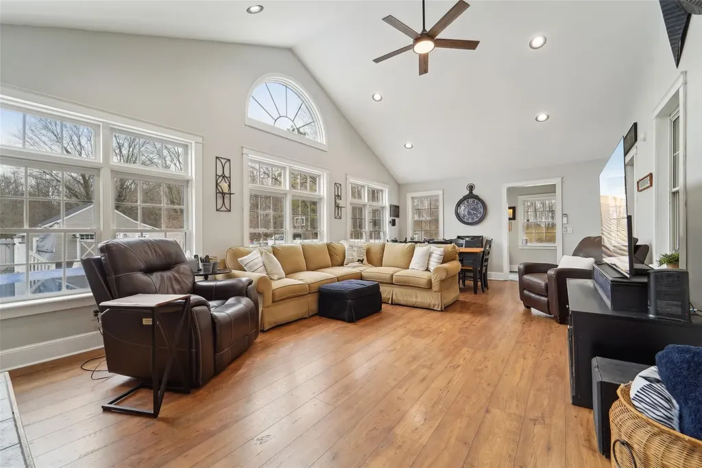 160 Mill Street Wallkill NY 12589