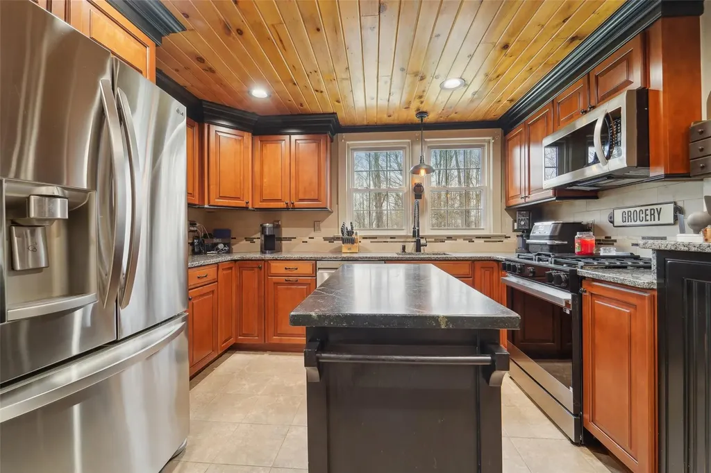 160 Mill Street Wallkill NY 12589