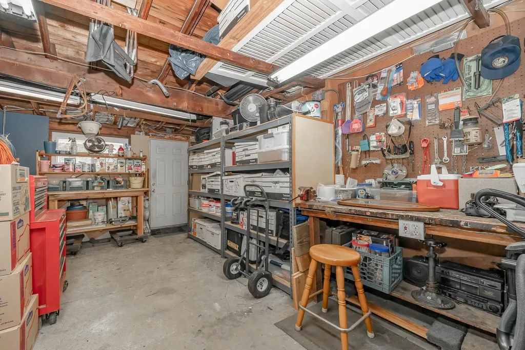 37 Marksman Lane Levittown NY 11756