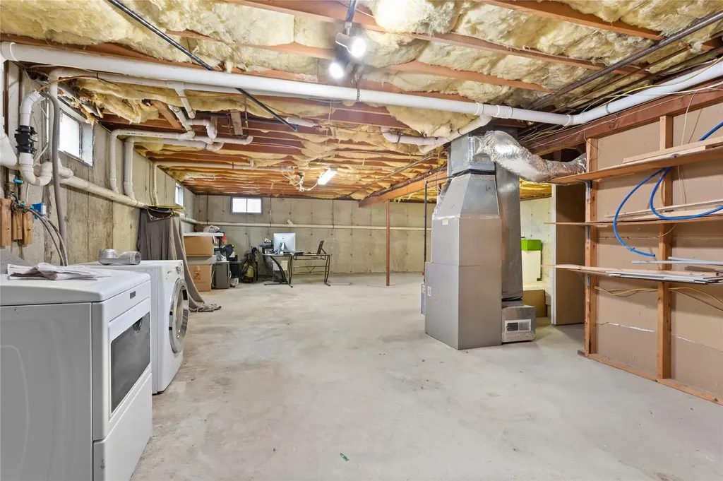 17 Pine Cone Lane Islandia NY 11749
