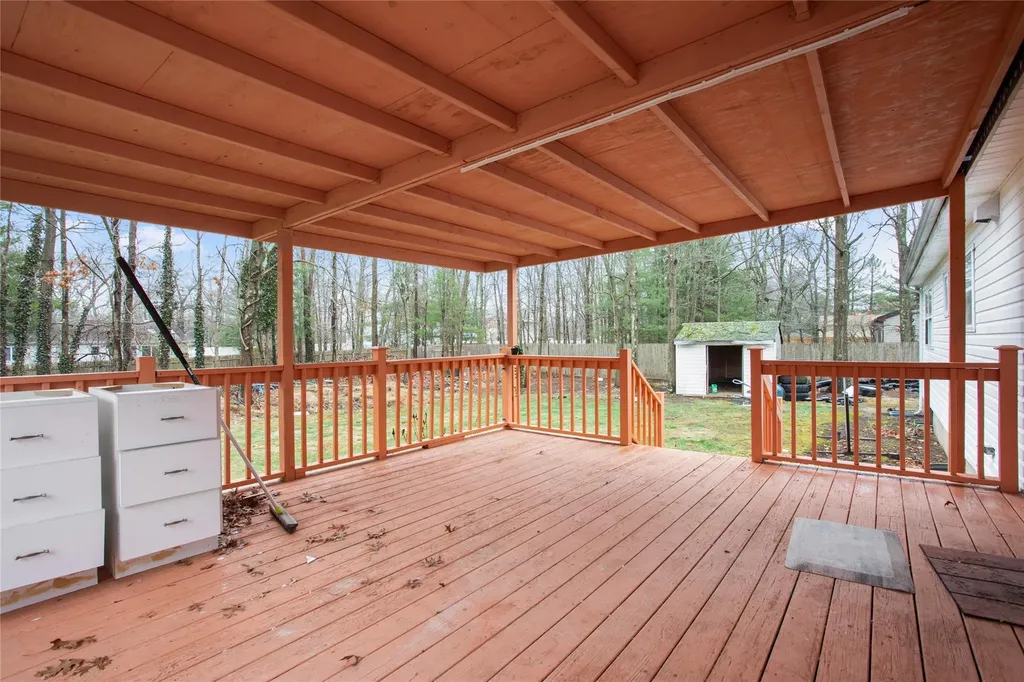 17 Pine Cone Lane Islandia NY 11749