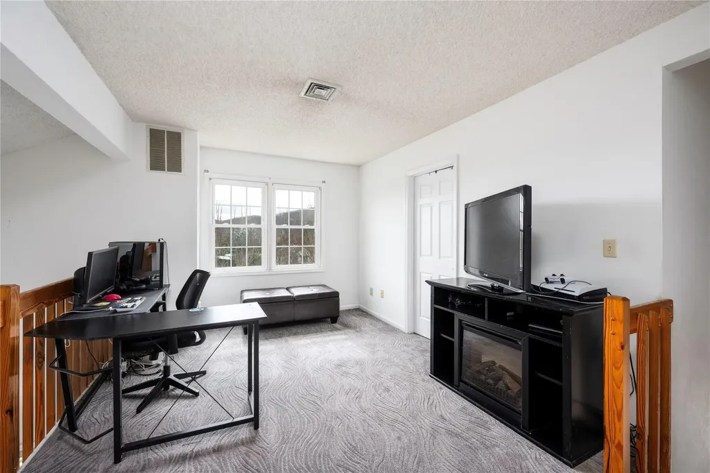 34 Spruce Ridge Drive Fishkill NY 12524