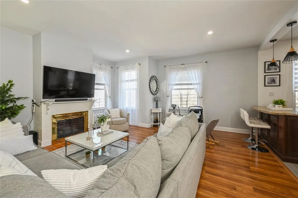 22 Landscape Avenue Yonkers NY 10705