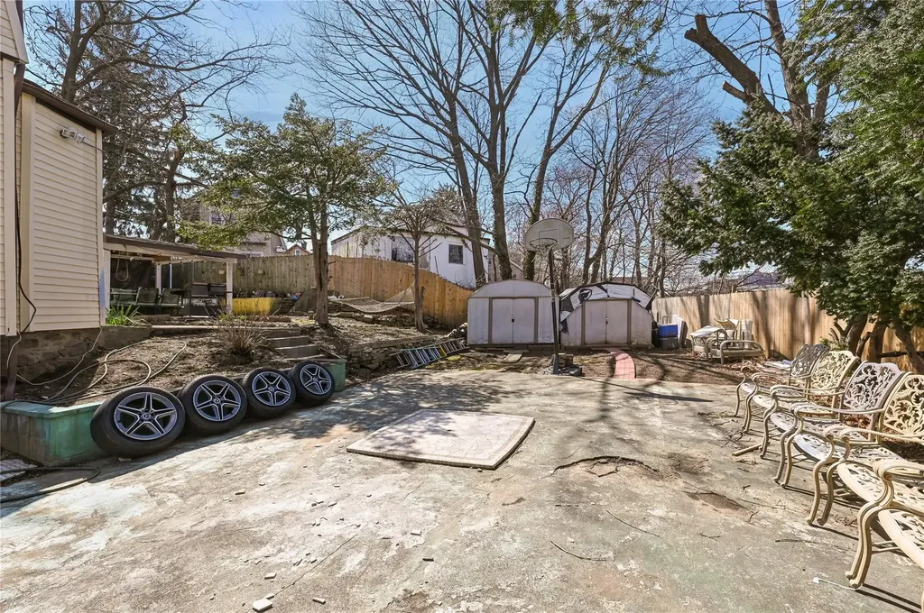 22 Landscape Avenue Yonkers NY 10705