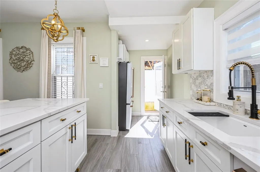 22 Landscape Avenue Yonkers NY 10705