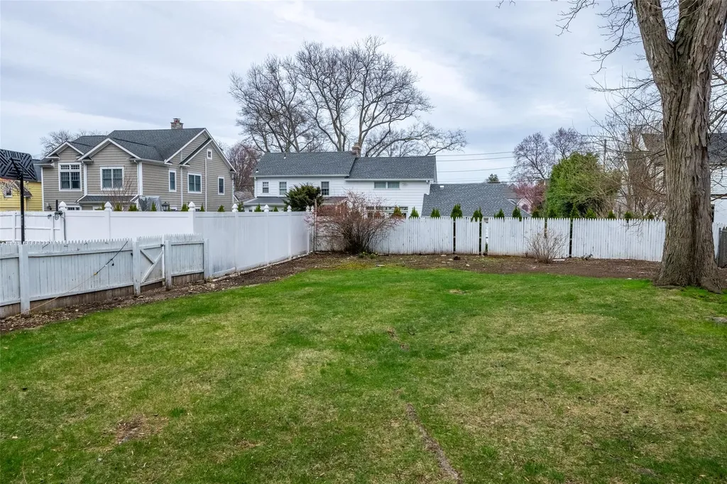 401 Carroll Avenue Mamaroneck NY 10543