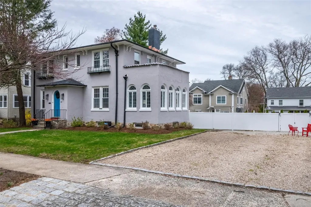 401 Carroll Avenue Mamaroneck NY 10543