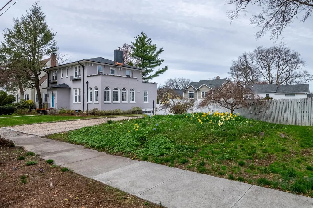 401 Carroll Avenue Mamaroneck NY 10543