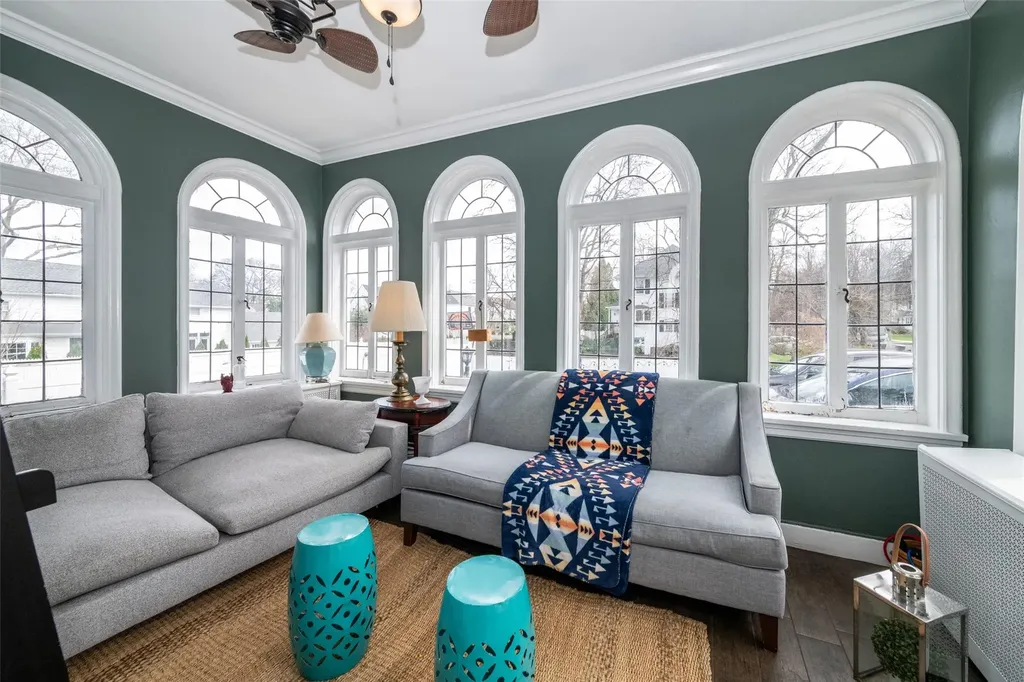 401 Carroll Avenue Mamaroneck NY 10543
