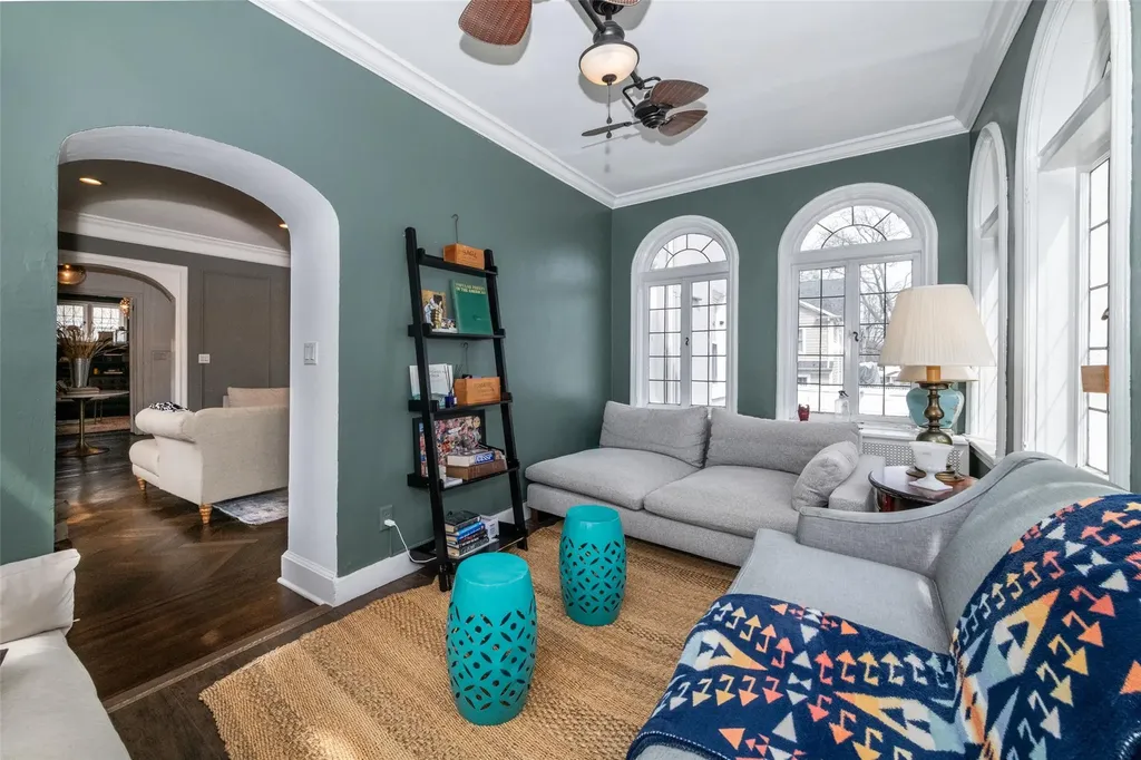 401 Carroll Avenue Mamaroneck NY 10543
