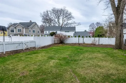 401 Carroll Avenue Mamaroneck NY 10543