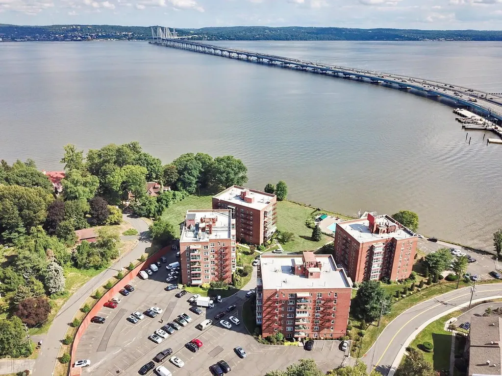 3 Salisbury Point Nyack NY 10960