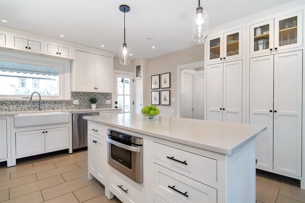 15 Central Parkway Mount Vernon NY 10552