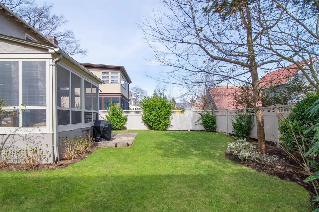 15 Central Parkway Mount Vernon NY 10552