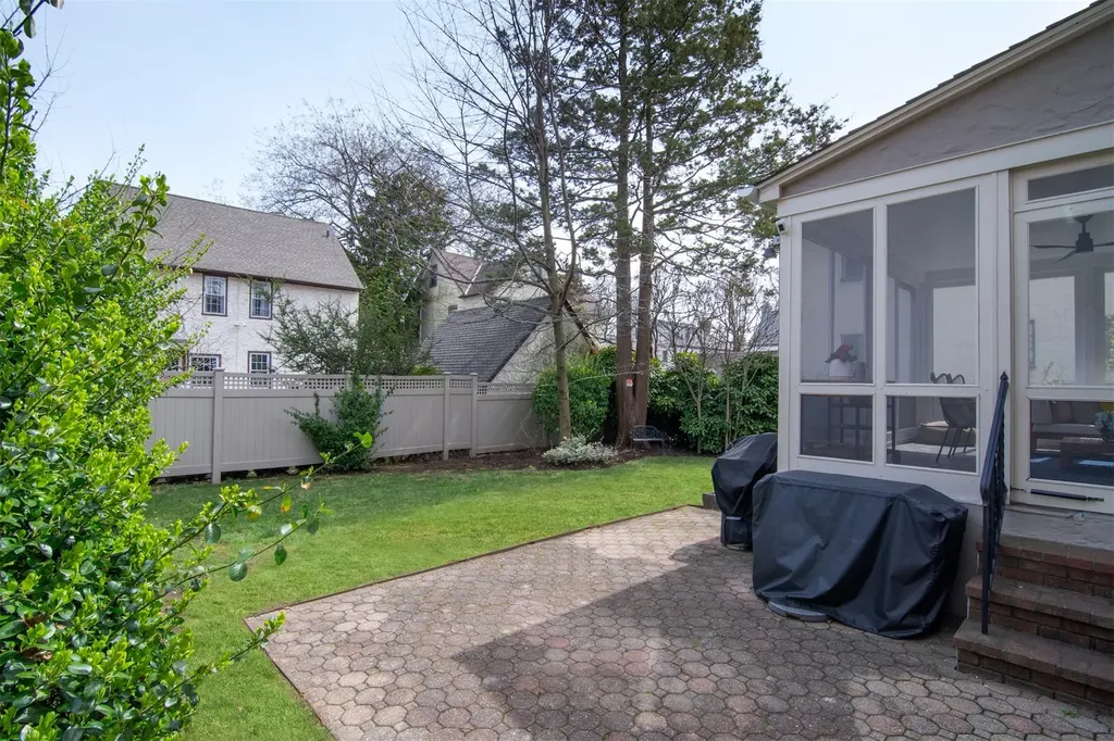 15 Central Parkway Mount Vernon NY 10552