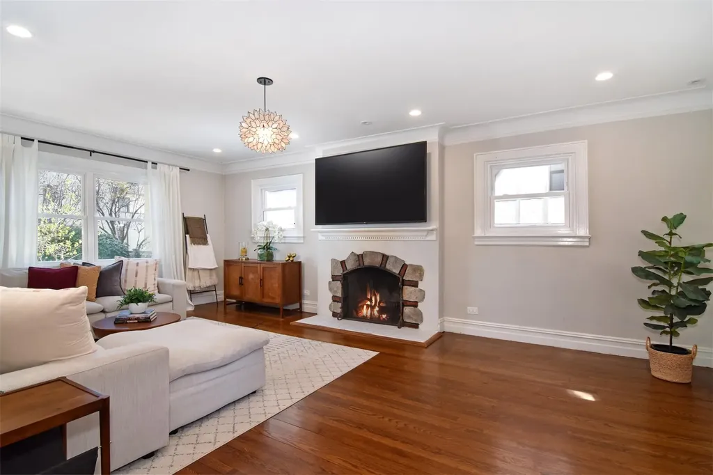15 Central Parkway Mount Vernon NY 10552
