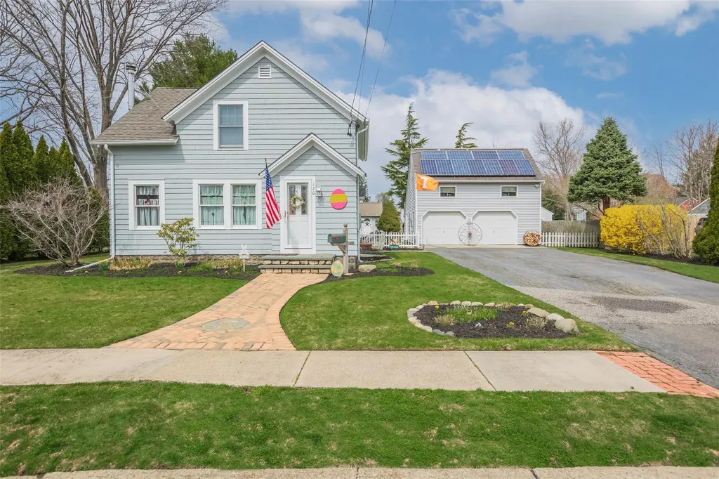 120 Duryea Street Riverhead NY 11901