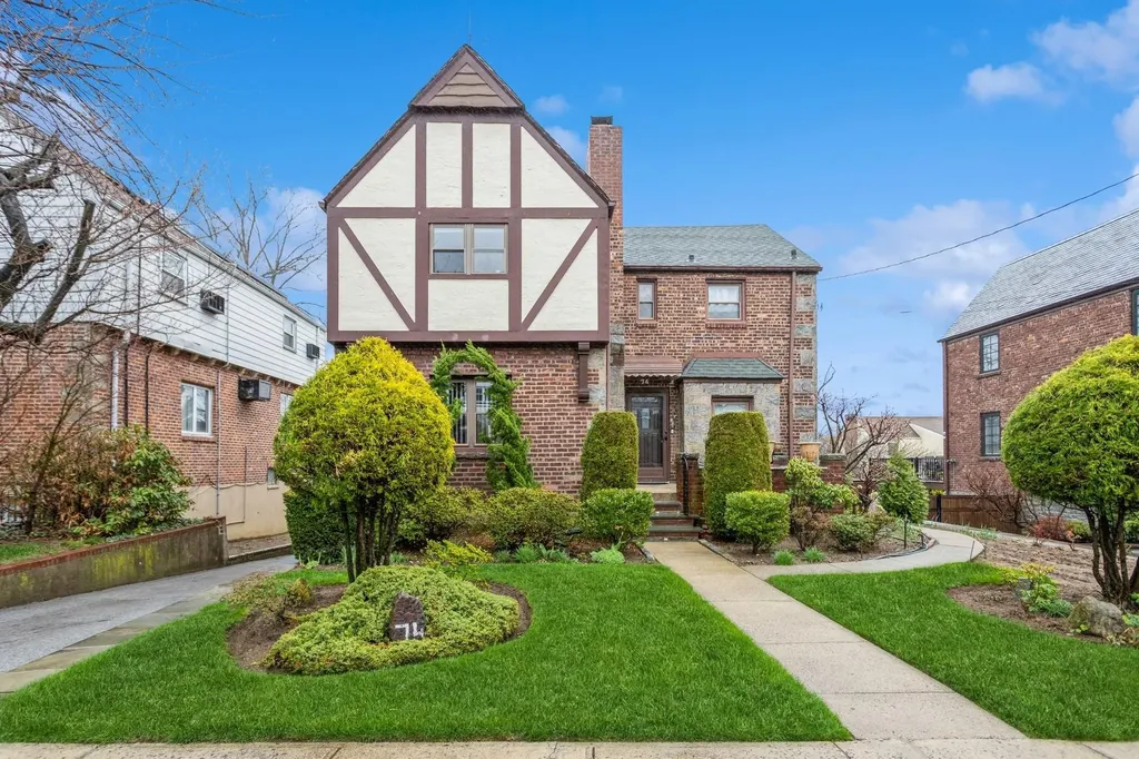 74 Bajart Place Yonkers NY 10705