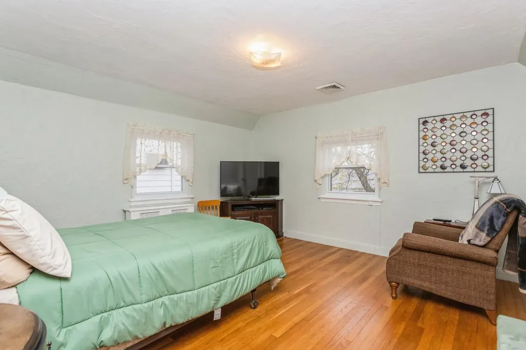 74 Bajart Place Yonkers NY 10705